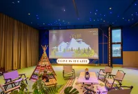 Roaders Plus Hotel Theme