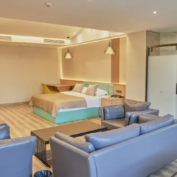 Damei Hotel (Minquan High-Speed Rail North Station)