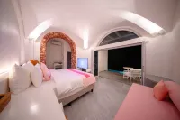 69 Resort & Beach Club by Loccal Collection, Labuan Bajo Hotels near Labuan Bajo Port