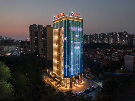 Ramada Encore Hotel (Dongguan Dongcheng Wanda Plaza)
