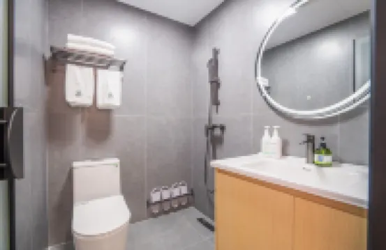 Chunjingpan Hotel (Yunda Hospital Branch, Nanping Street, Kunming) Hotels near Xiao Ximen