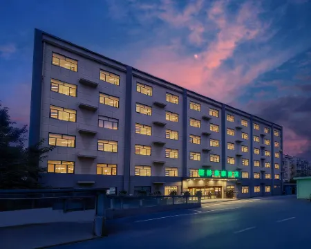 GreenTree Inn (Suzhou Si County Luanhe Avenue) Hotels in Si County
