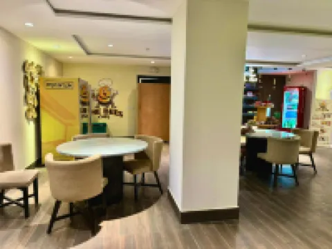Zameen Opal Apartments