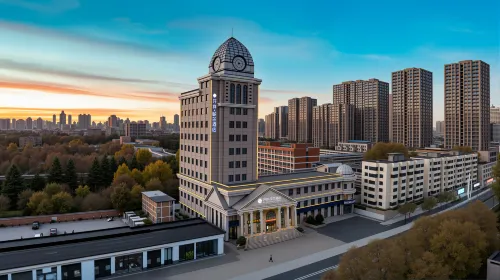 Kaixiang Yilan Hotel