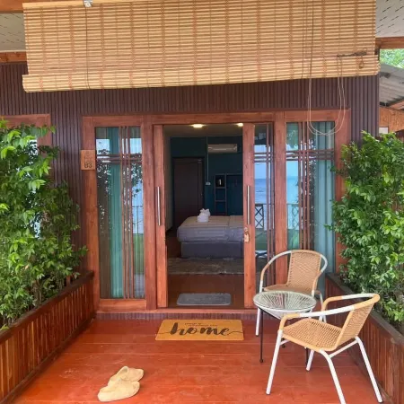 Ban slow life Koh Libong