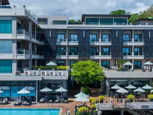 Popular 4-Star Select Hotels in Coron