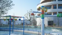 Gaoyou Shenju Mountain Hot Spring Hotel