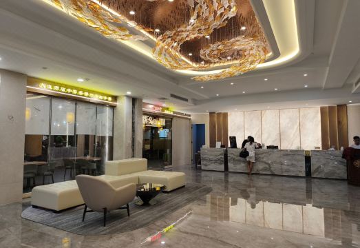 리도 드 파리 호텔