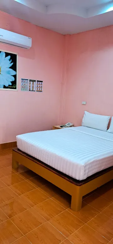 ห้องสแตนดาร์ด เตียงใหญ่ 1 เตียง