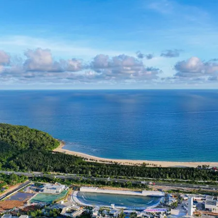 Wanning Riyue Bay Zhonglv Zhulangyu Yue Hotel