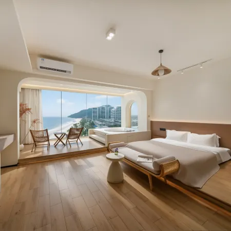 Baisite Van Gogh Sea Resort Meisu Hotel (Shanwei Poly Jinxuanwan Branch)