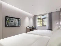 Dream Palace Ben Thanh Grand Hotel Hotels near Vincom Center