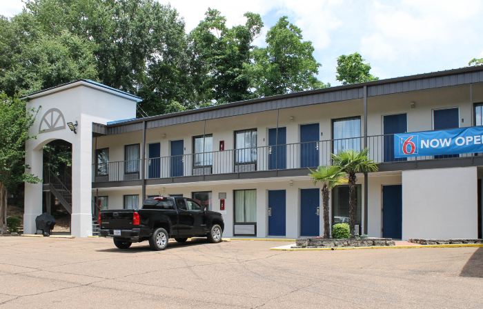 Motel 6 - McComb, MS