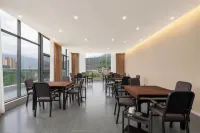 Yunyin Jiangting Homestay (Mao Baishi Qiang Village)
