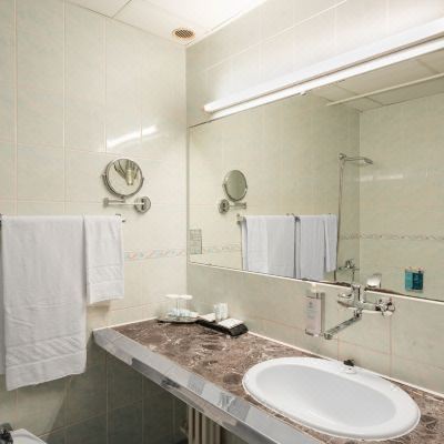 Comfort Double Or Twin Room With Wellness Access Ensana Esplanade Promo Code