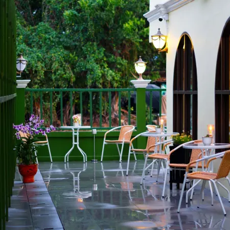 Bangluang Boutique Hotel nearby Wat Arun Отели рядом с достопримечательностью «Храм Ват-Арун»