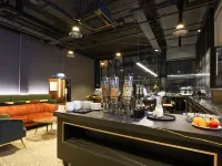 The Viv Hotel Wellington Hotels near Embassy Theatre