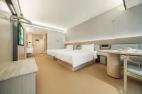 Ji Hotel (Golmud Zhongshan Road Shibang City Plaza) - parkir