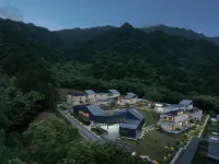 Feiniaoji x Yuanbai · Ningshan - ที่มีสระว่ายน้ำ