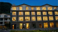 Wangfeng Mountain Residence Vacation Apartment (Xingyi Wanfenglin National Scenic Spot) - Mountain view