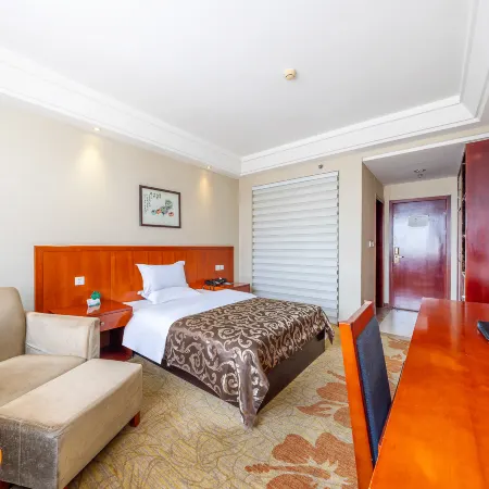 Liangzhou Zhixuan Yun Hotel