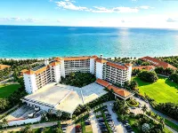 West Coast Resort - parking