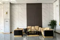 Bense E-Sports Hotel (Qianjiang Bus Passenger Station) - 2-Star