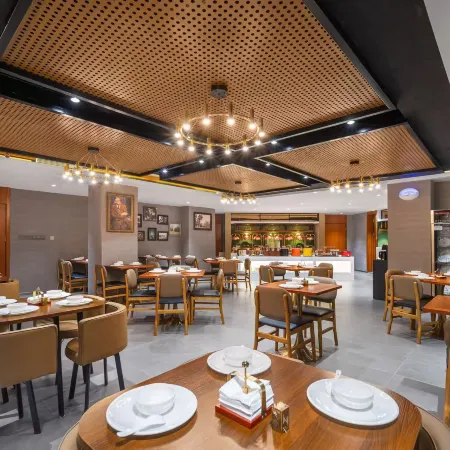 James Joyce Coffee Hotel (Railway Station Yulin College Branch)