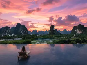 Julong Town Resort Hotel (Yulong River Store, Shili Gallery, Yangshuo)