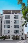 泊汀·AZURE海景酒店（北海銀灘店） - 2星級