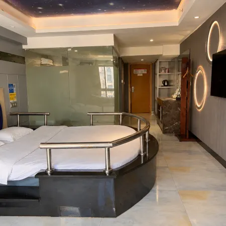 Jishou Rongcheng Hotel