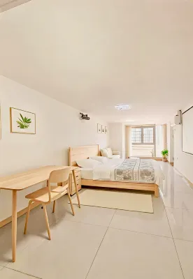 Qixi cinema apartment - 2-Star