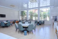 Yingjiang Guanghe Hotel - 3-Star
