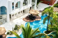Floral Hotel · MiLin ChunHuan Hotel - Hot Springs