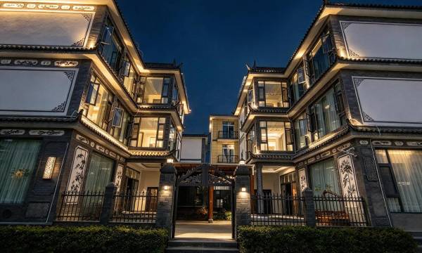 Erhai Lake · Jingxi Courtyard Homestay (Ideal State Branch)