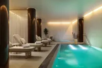 SO/ Saint Petersburg Hotel - Pools