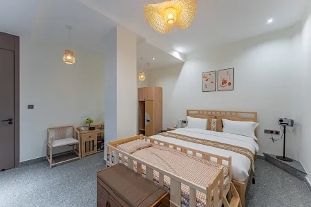 Zigong Jinhui garden hotel Отели рядом с достопримечательностью «Zigong Vocational and Technical College»