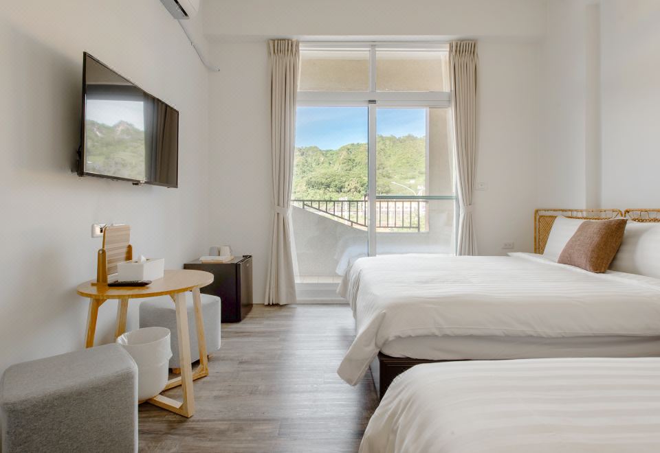 It's Mine Hostel의 감각적인 인테리어 이미지