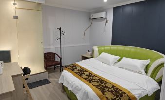 Wensheng Hotel (RT-Mart)