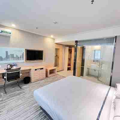 City Convenience Hotel (Guangning City Center Plaza) Rooms