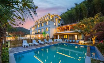 Xixia Shanju Wild Luxury Starry Sky Pool Parent