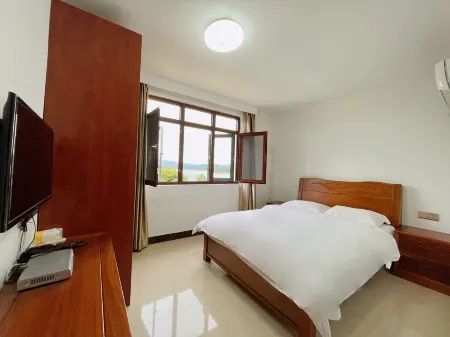 Dongyuan Wanlv Nanhuwan Homestay (Wanlvhu Branch) Отели в г. Дунюань