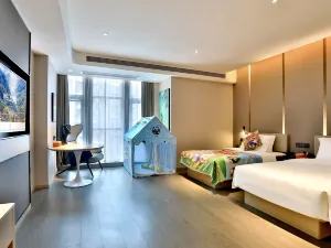 Atour Hotel(Rudong Central Plaza Store)