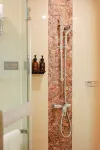 Shanghai Rais International Hotel Hotels in Шанхай