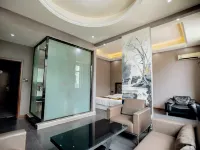 Hohhot Haoxuan Hotel (Dazhao Wuliang Temple CapitaMall Plaza) Hotels near Wuta Monastery