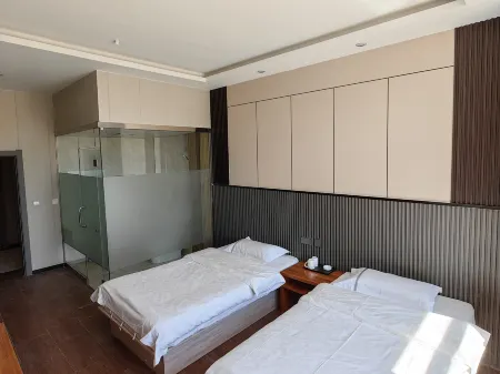 Arongqi Shengyuan Leisure Resort Отели рядом с достопримечательностью «Arun Passenger Transport Terminal»