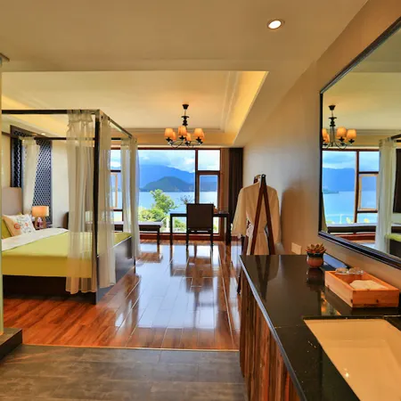 Lugu Lake Scenic Area Yishui Yunman Homestay