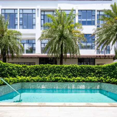Atour X Hotel  Shenzhen Jiaochangwei Отели рядом с достопримечательностью «Крепость Дапэн»