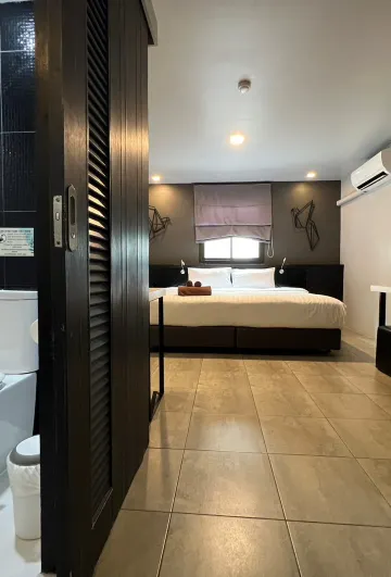 ห้องสแตนดาร์ด เตียงใหญ่ 1 เตียง