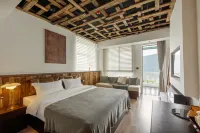 Zhanyu Shanju·Jiangjing Designer Homestay Hôtels à : Guangyuan